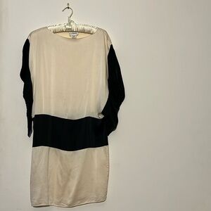 Silk dress black n white made in Korea
